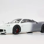 Pagani Huayra Codalunga 2022 Bianco Malta Grigio Silverstone (vitrinnel) Limitált Szuper ajánlat